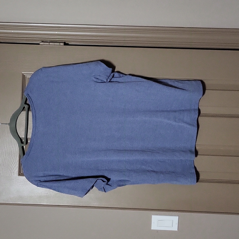 Shirt - Picture 3 of 3